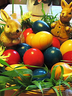 Una foto de Huevos pintados para la Semana Santa