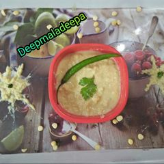 A picture of Chana dal chutney.