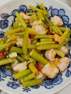 香辣白酒蝦鬆 的食譜成品照片