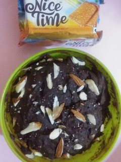 பிஸ்கட் பவுல் கேக் செய்முறை முக்கிய புகைப்படம்