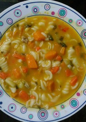 Una foto de Sopita chula (lista para mañana) 💕💕💕💕