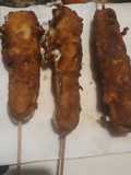 Banderillas de queso y salchichas.. corn dogs