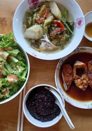 Hình của món Cơm nhà 😊.