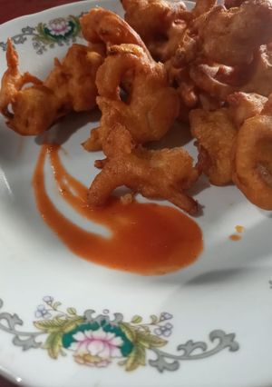 A picture of Onion pakoda.