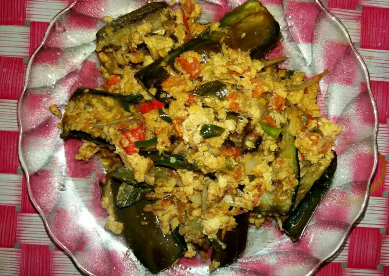 Cara Gampang Membuat Terong Balado Telur + Teri Maknyusss, Enak