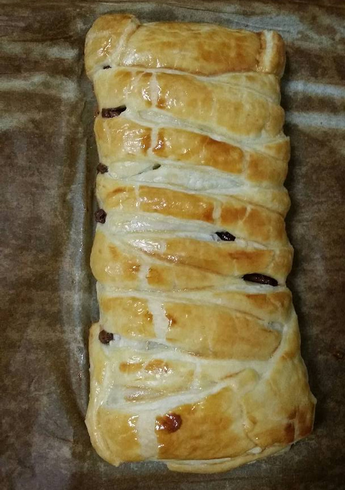 Una foto de Trenza de hojaldre y chocolate