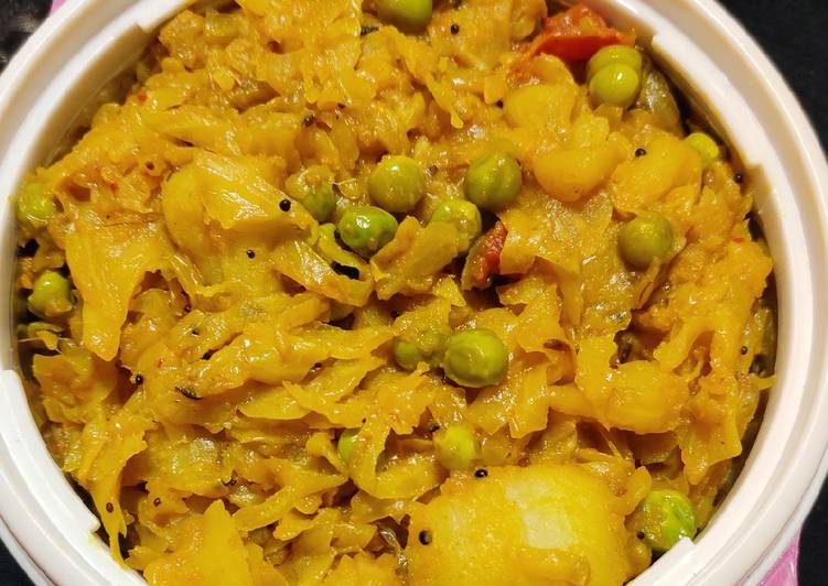 Oriya bandha kopi ghanta/ cabbage curry