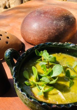 Una foto de Verdolaga en salsa verde (Verdolag nit chuz)
