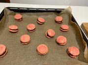 Une photo de ganache macarons fruits