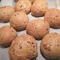 A picture of Mini fit burger breads.