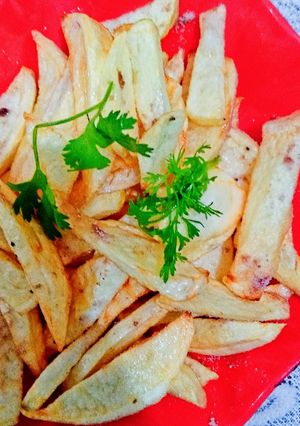 फ्रेंच फ्राइज (french fries recipe in Hindi) रेसिपी मुख्य फोटो