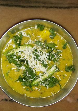 A picture of Kuttu ke aate ki cheese kardi.