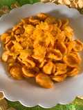 Orecchiette con crema di peperoni e bottarga d’uovo