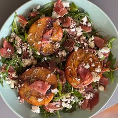 A picture of Peach Salad with Bresaola.