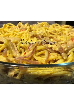 A picture of Cheesy chicken pasta.