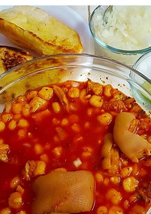 Una foto de Menudo/pozole