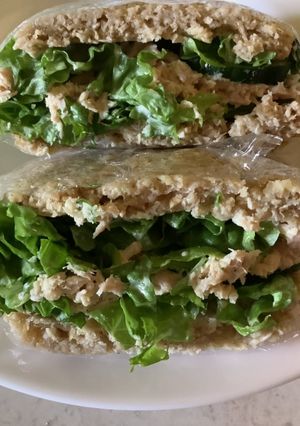 A picture of Oatmeal bead sandwich.