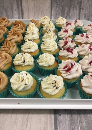 Une photo de Cupcakes Vanille, framboise, spéculos