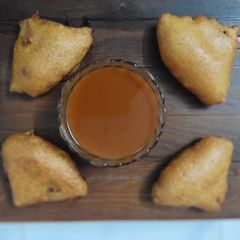 A picture of Roti pakoda.