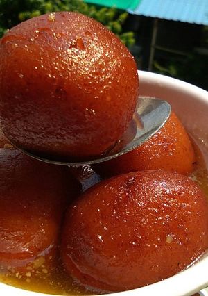 A picture of Mawa gulab jamun.