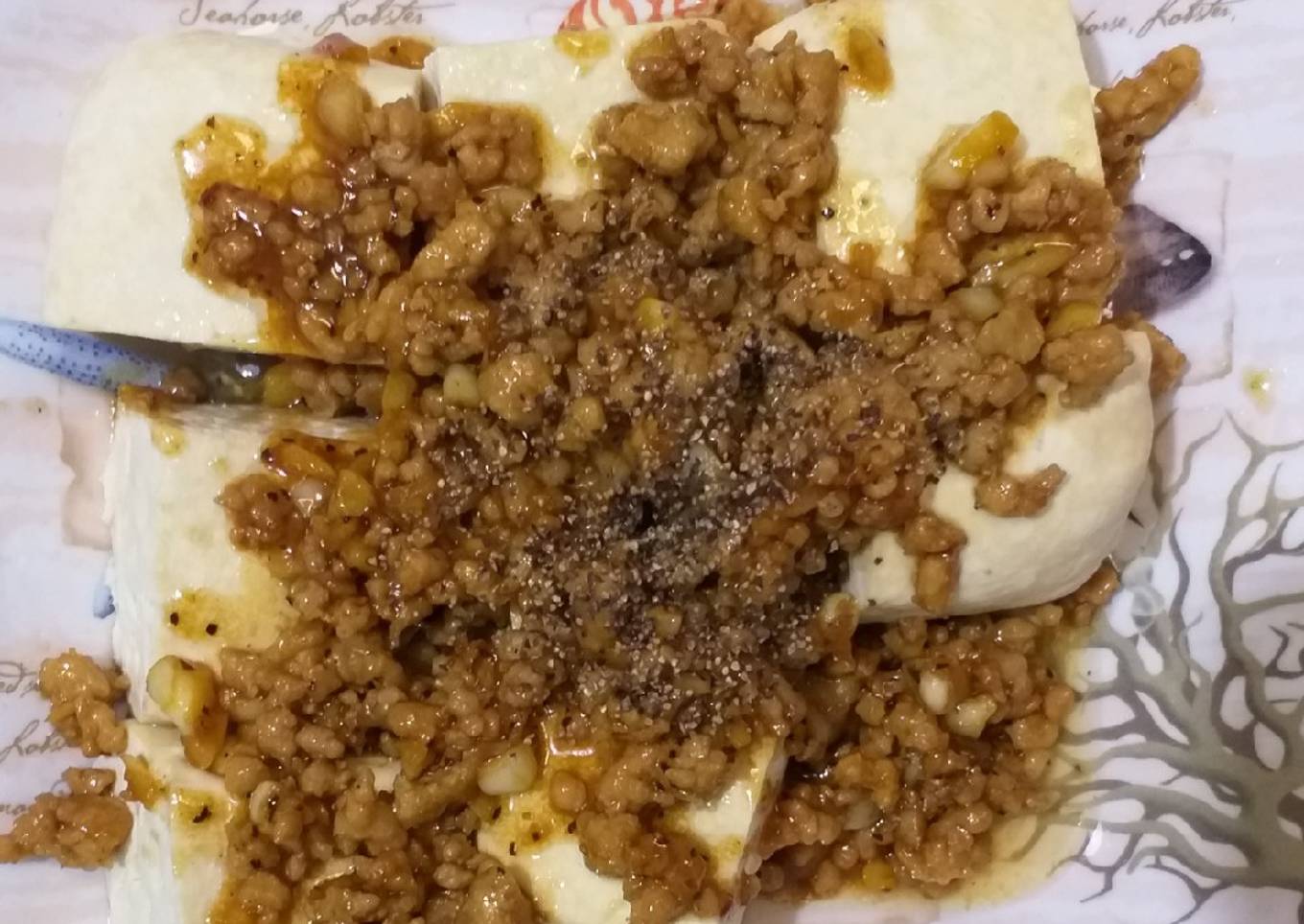 Tahu siram daging cincang