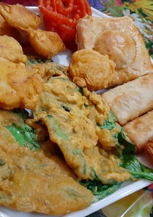A picture of Aftar platter with Huma kitchen.