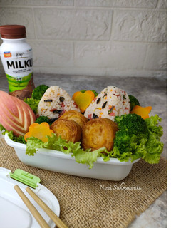Foto resep Bento with Chicken Egg Roll