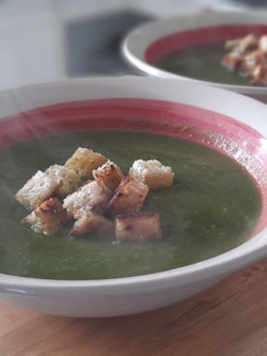 Una foto de Crema de Acelga y Camote
