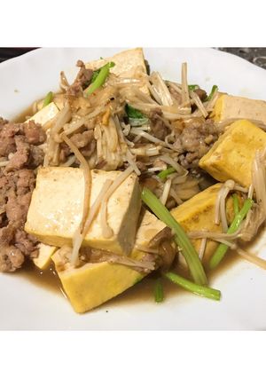 รูปของ เห็ดเข็มทองผัดเต้าหู้หมูสับ