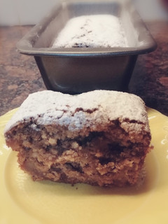 Una foto de Budín de manzanas caramelizadas, banana y avena