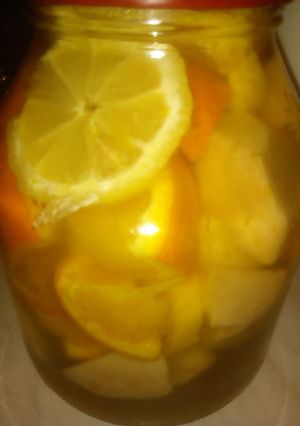 O poză a rețetei Fanta de casă (la borcan).