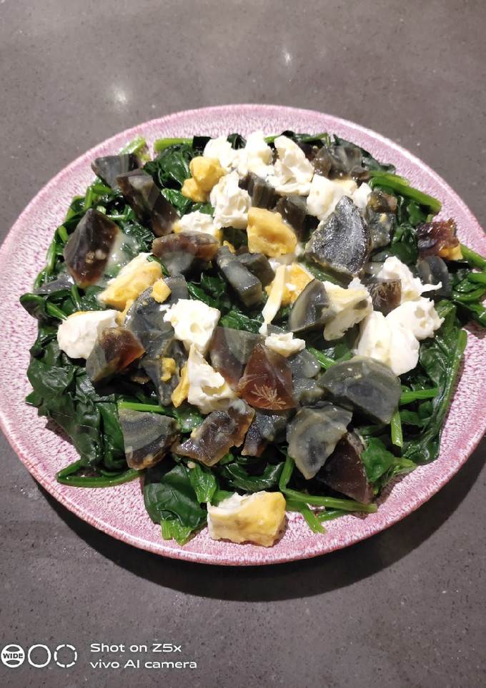 A picture of Spinach.