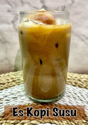 Foto resep Es Kopi Susu (Simpel)