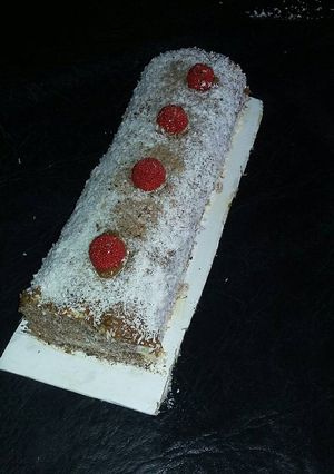 Una foto de Arrollado de dulce de leche y coco!