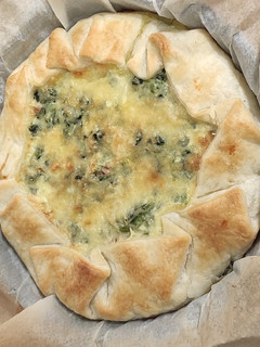 Una foto de Quiche de espinacas y bacon