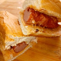 A picture of Hot Dog.