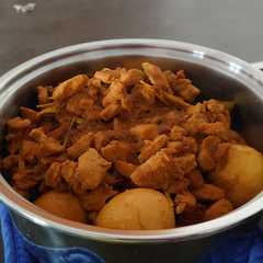 รูปของ Ayam kecap a.k.a topping mie ayam