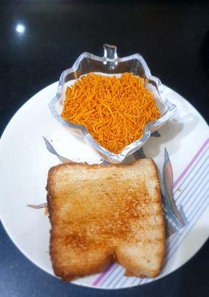A picture of Malai sandwich.