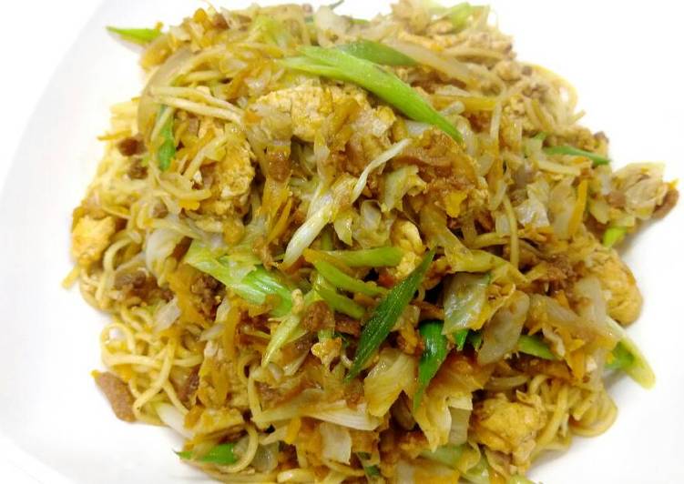 青蒜肉醬南瓜炒麵