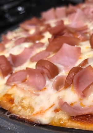 Una foto de Pizza🍕🍕🍕