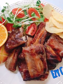 รูปของ ซี่โครงหมูอบน้ำผึ้งรสละมุน(2 ขั้นตอนง่ายๆ)