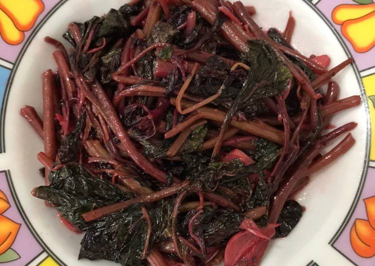 Tumis Bayam Merah Organik