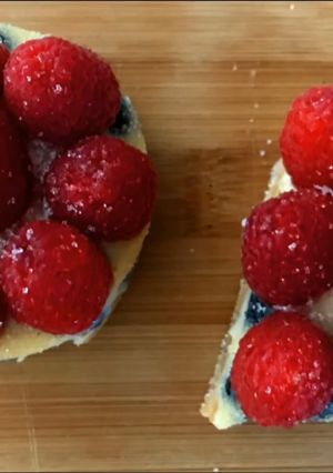 A picture of How to make berries cream cheese tart/Tarte de baies.