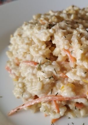 Una foto de Ensalada de arroz con mayonesa y Dijon