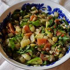 Foto di Insalata di orzo con salmone e avocado