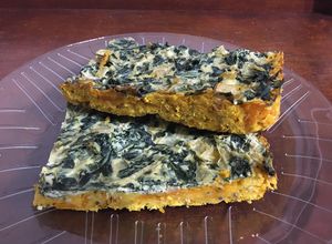 Una foto de TARTA DE ESPINACA Y RICOTA CON BASE DE ZAPALLO 🥬