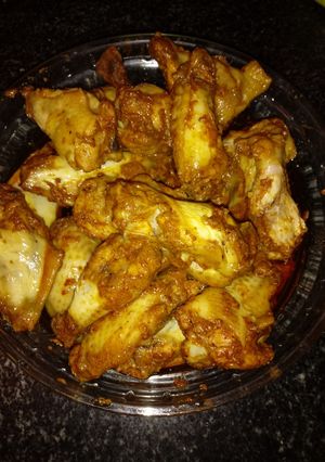 Foto principal de Alitas especiadas picantonas en la cecofry 4d