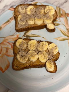 A picture of PB & Banana Toast.