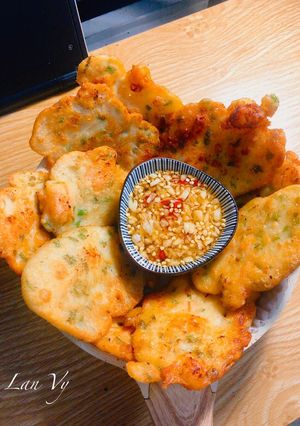 Hình của món Bánh chiên tôm hành.