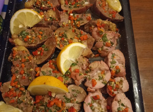 Una foto de Riñoncitos y mollejas al limón con chimichurri una delicia🔥